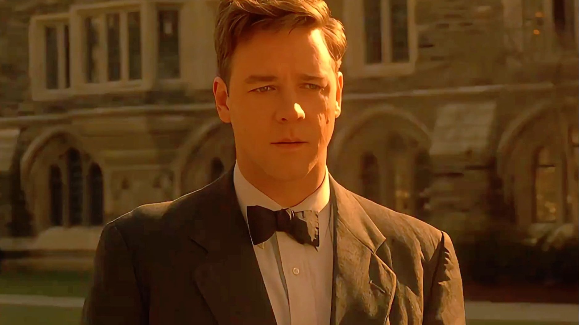 奇葩的名校高材生突然意识到，同学丑陋的领带上，有一道完美的数学公式！《美丽心灵》