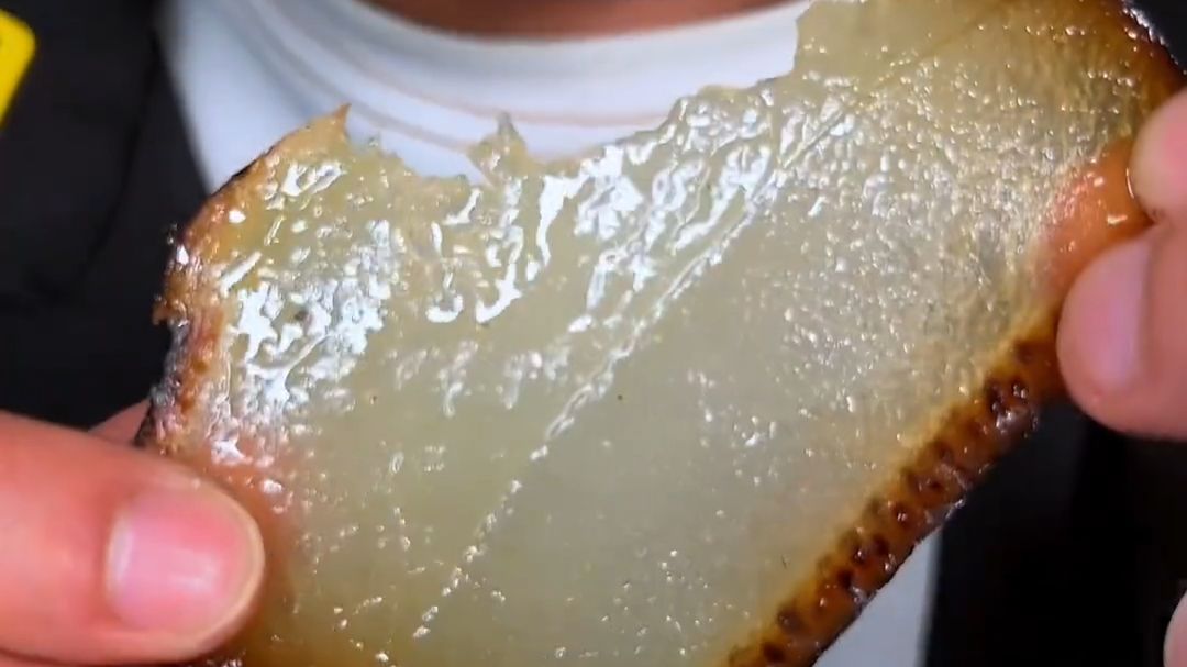 老腊肉都比较偏肥，建议下单前到直播间了解一下。#有了腊味才有真正的年味 #老腊肉 #记录我的农村生活