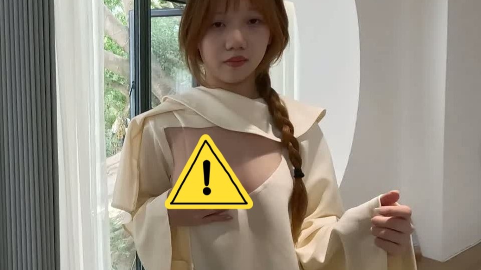 萌萌可爱的企鹅来啦，今天展示透气透气 哺乳设计的一款很受欢迎的上衣哦