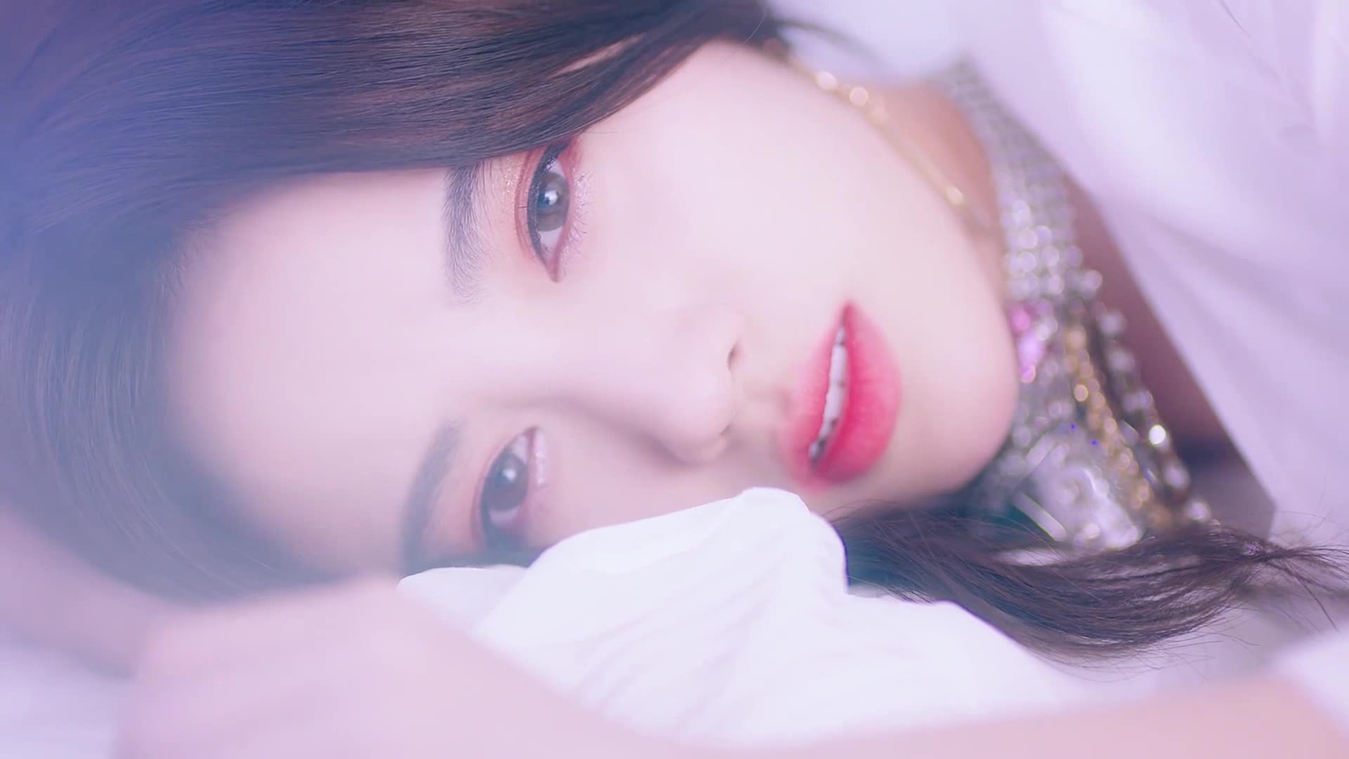 鞠婧t最新mv《don"t touch》竟然可以百搭snh48河内歌曲?