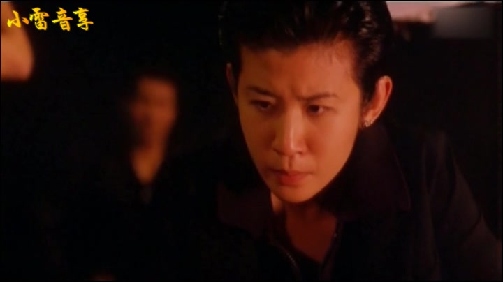 爱面前再强的女人也有泪水洪兴十三妹古惑仔吴君如方中信