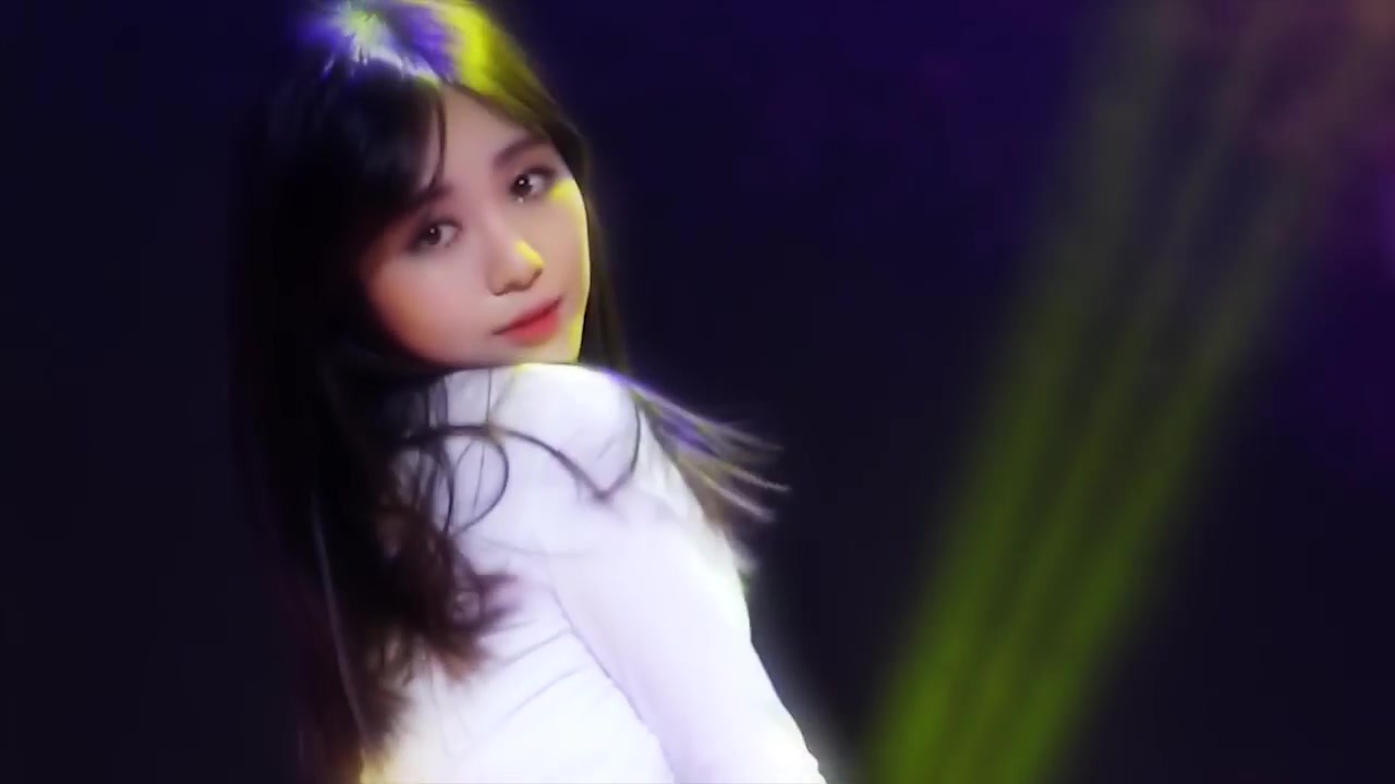 [aoa 短裙 权珉娥2k超近距离饭拍