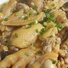 广式香菇滑鸡的家常做法，鸡肉嫩滑好吃下饭，这个做法常吃也不腻