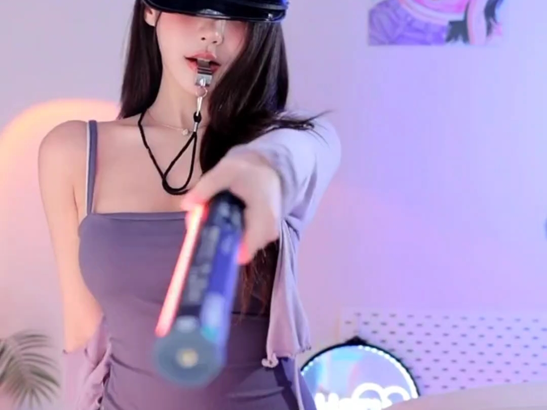 Han Lu is back on the air!!