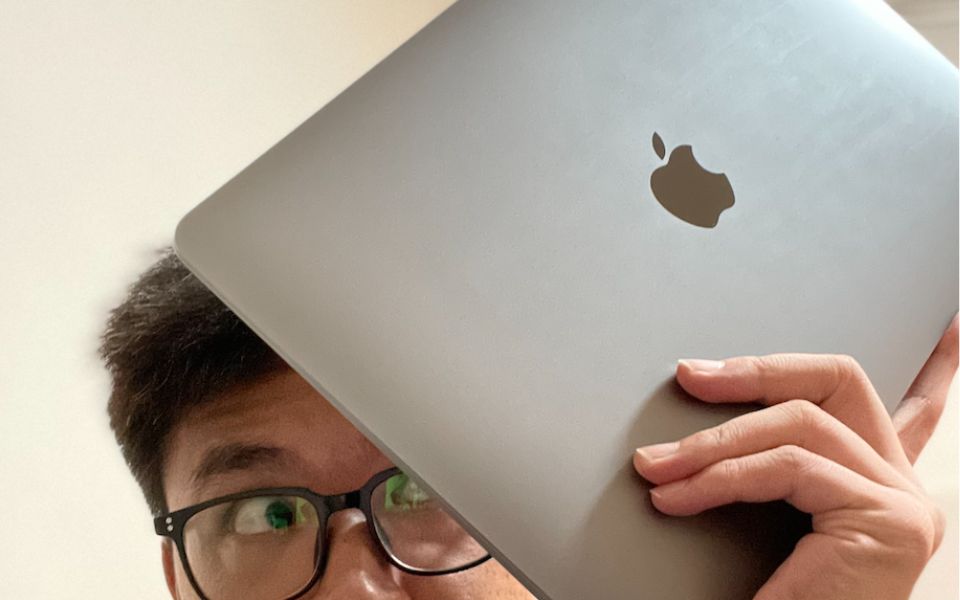 MacBook苹果笔记本办公方便吗？买来办公会不会后悔？