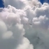 跳伞进入4300米高的积雨云