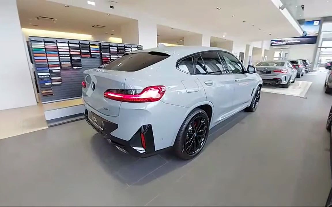 2022款宝马x4新款,2020新款宝马x4 更加强调运动感,2022款宝马x4静态展示