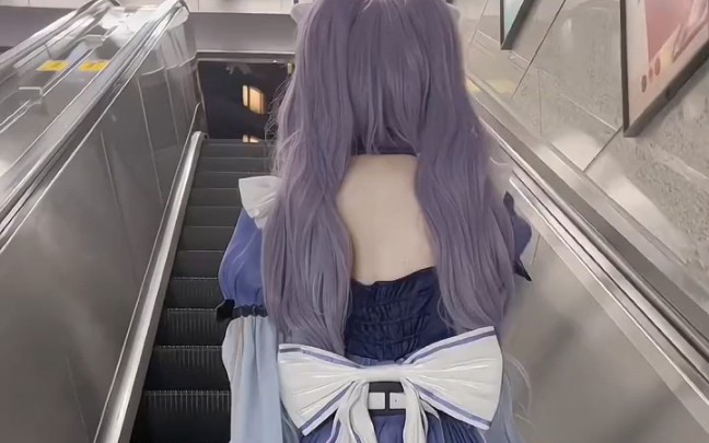 Eh? I met a little Kakuharu at the subway station.