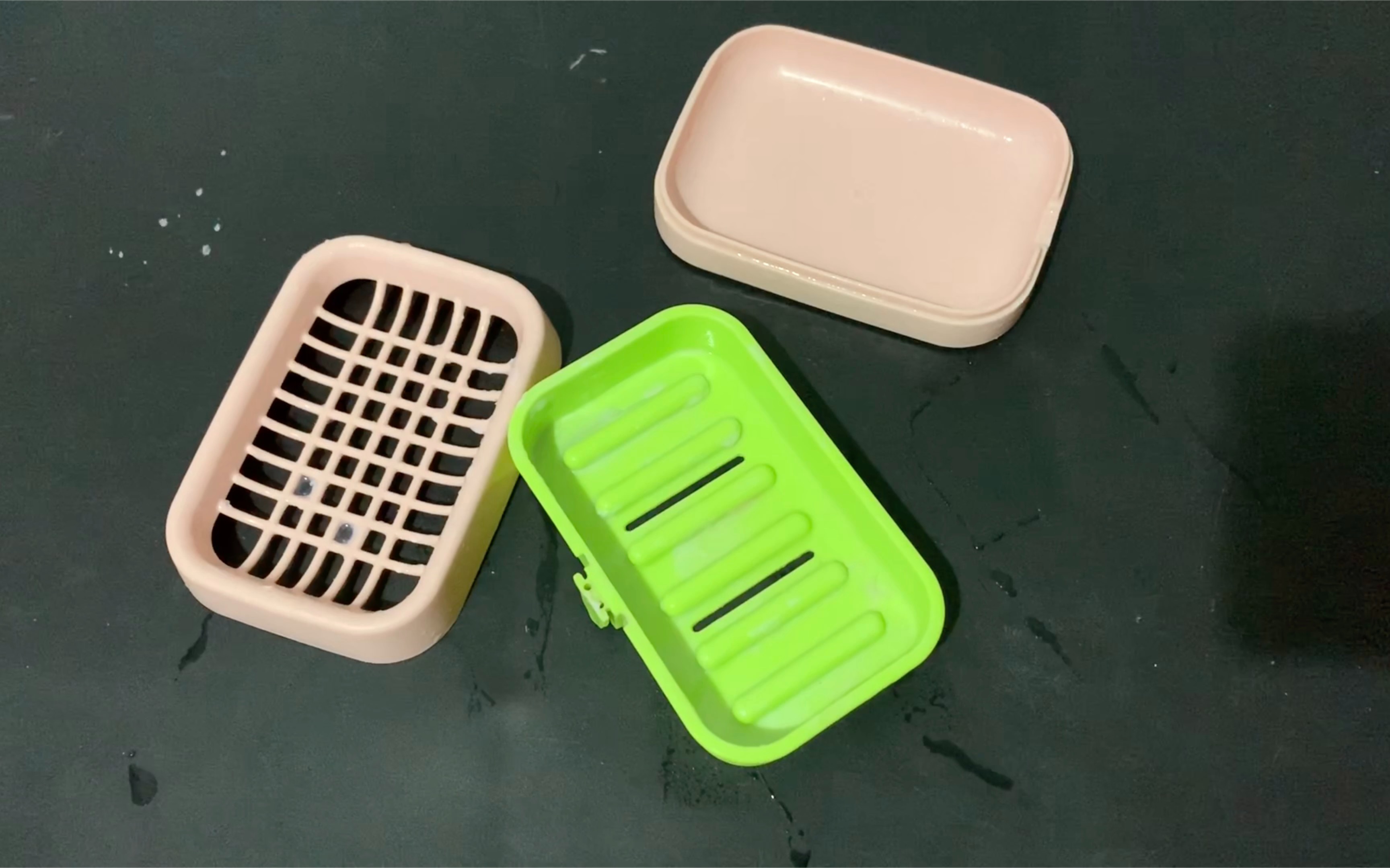 不要傻傻的买肥皂盒了，教你自制沥水功能肥皂盒，朋友见了都想要