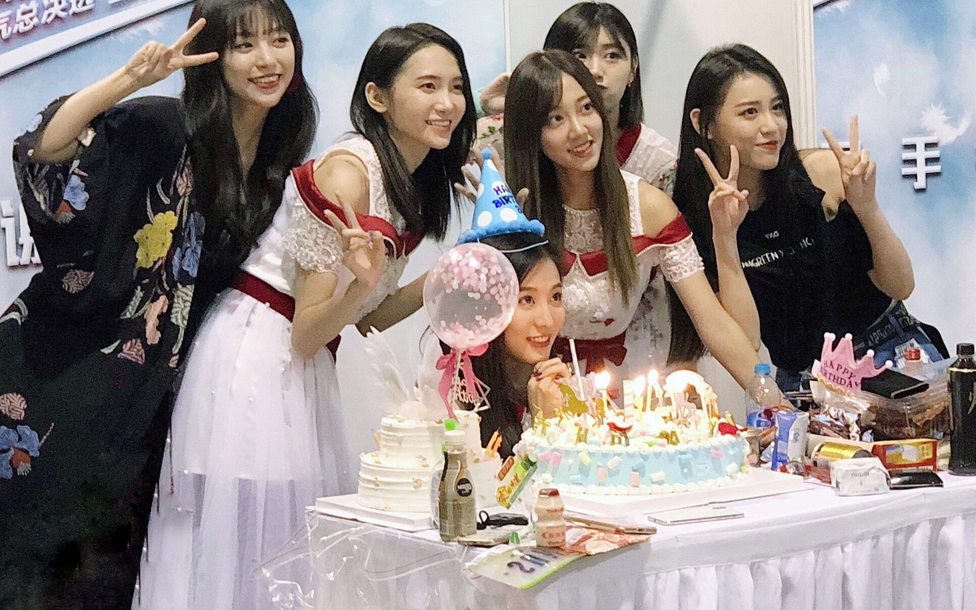 【snh48】现场直播老来俏给三哥庆祝生日!