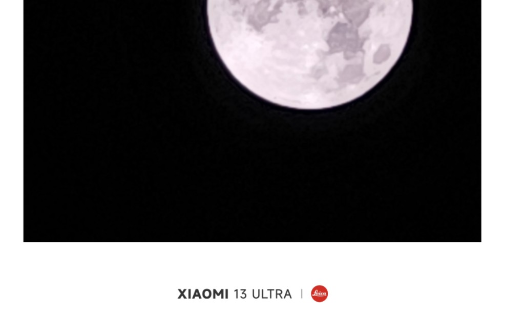 小米13ultra，专业模式手持拍摄。你看这个月亮，她又大又圆。