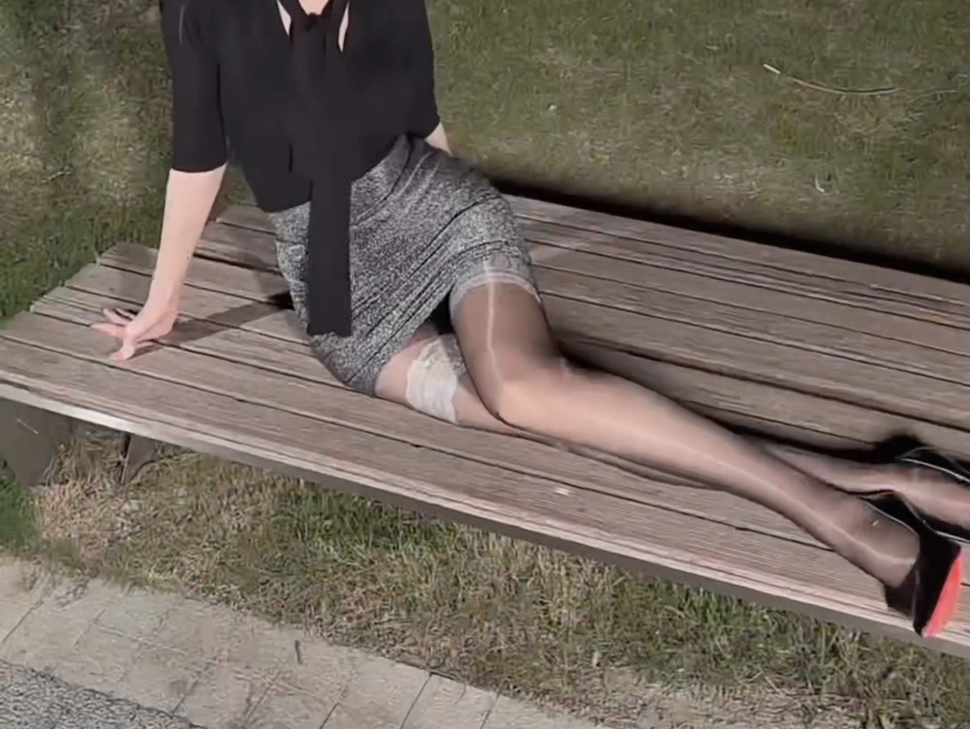 I don't want to go home without you #wife #smallmomfeelings