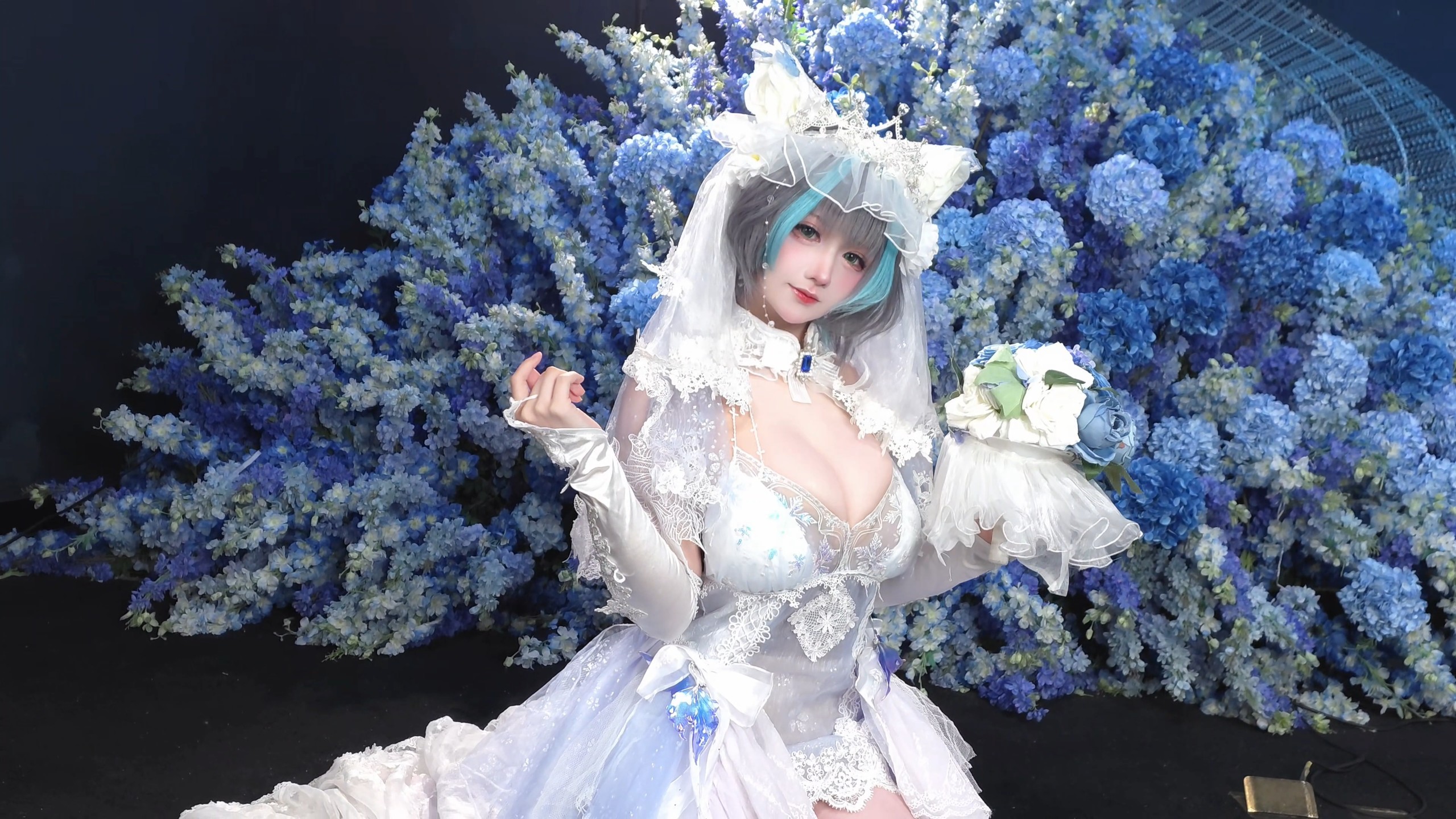 My dream is to marry the commander.