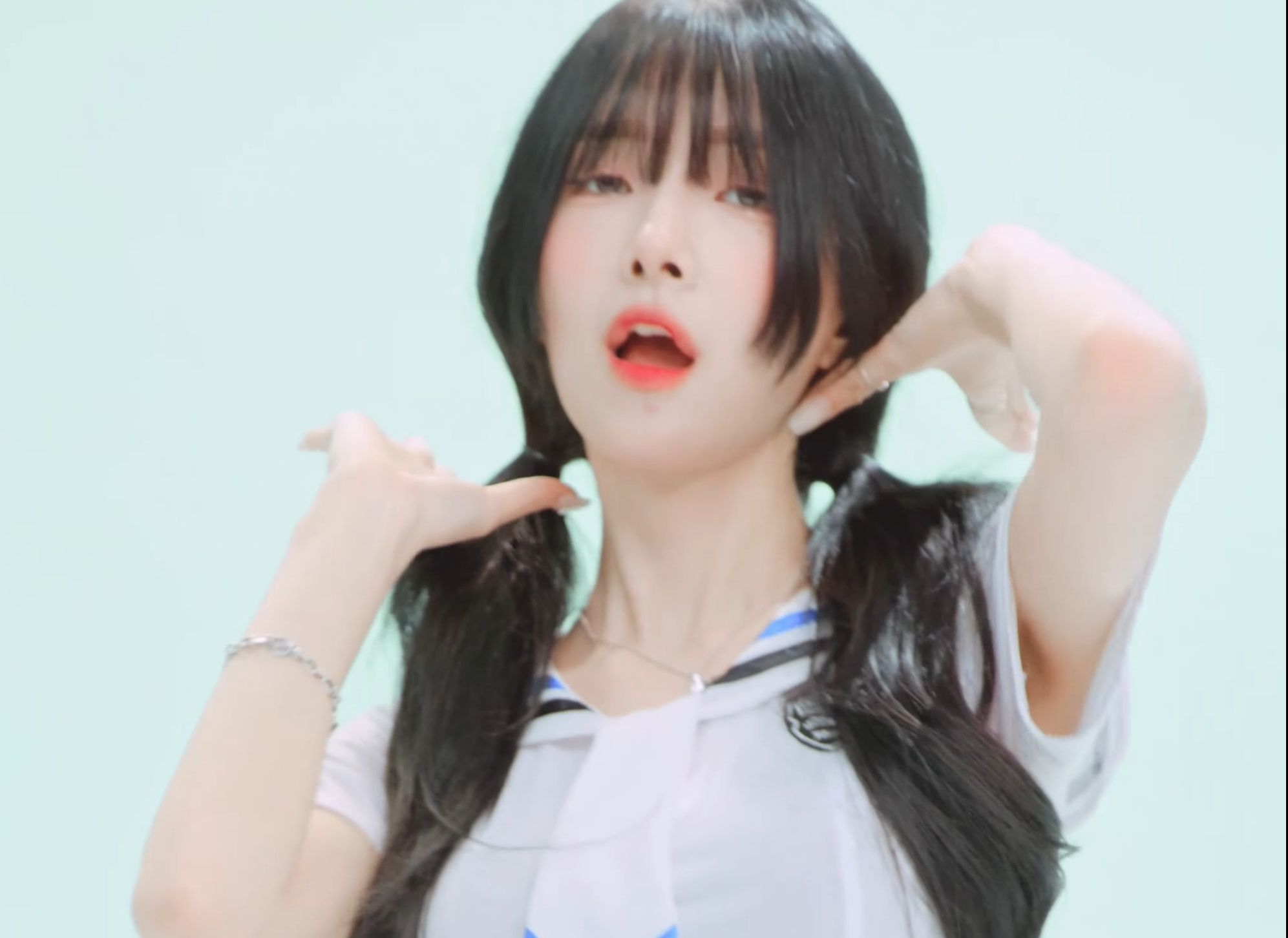 Queencard Xu Ying 230901