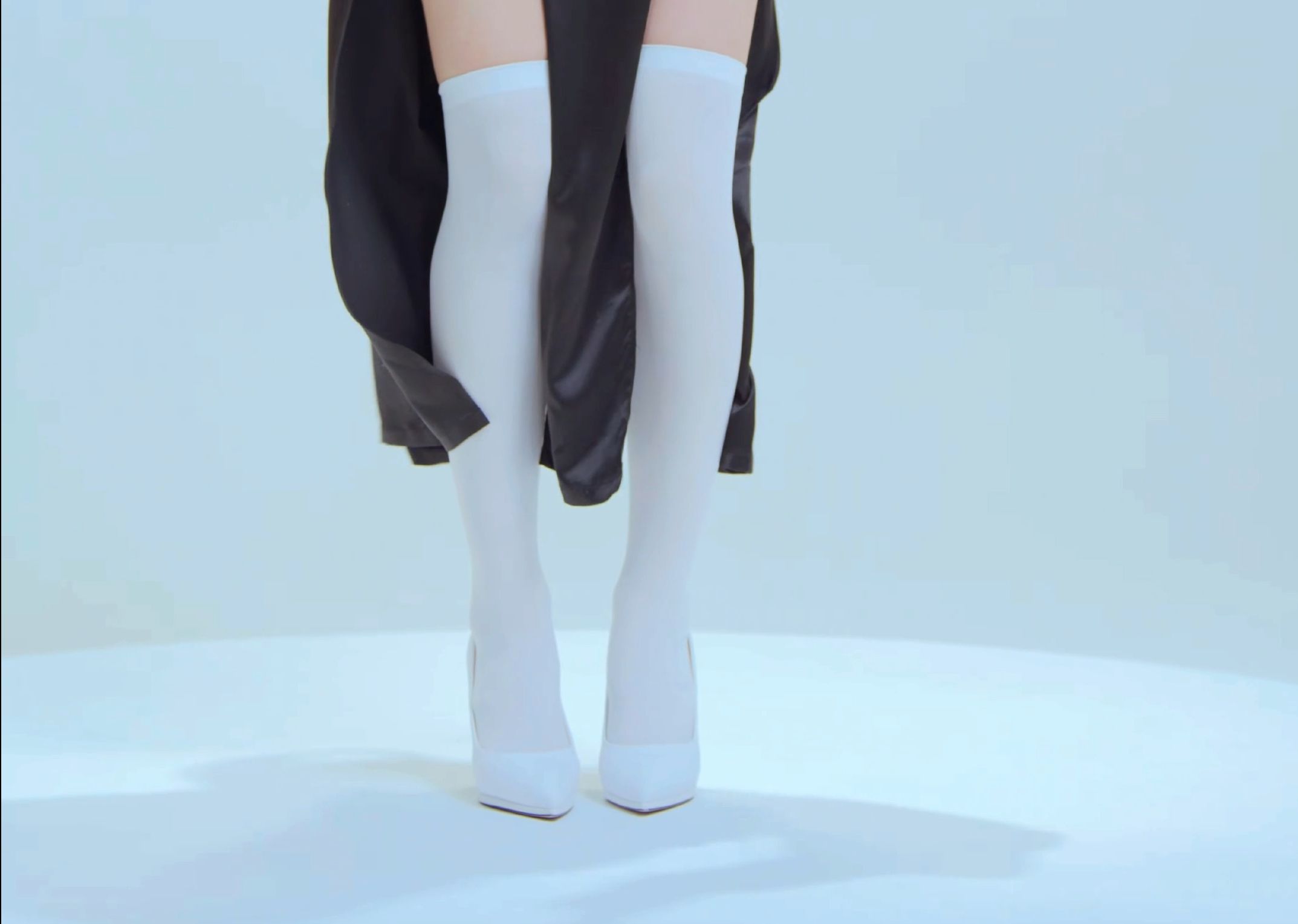 Lip & Hip Xu Ying 220208