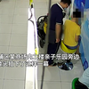 广州一男子在监控下猥亵女子，女子老公就在附近，警方：已行拘