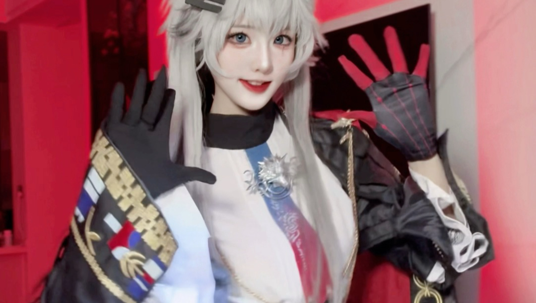 看我一拳打爆！