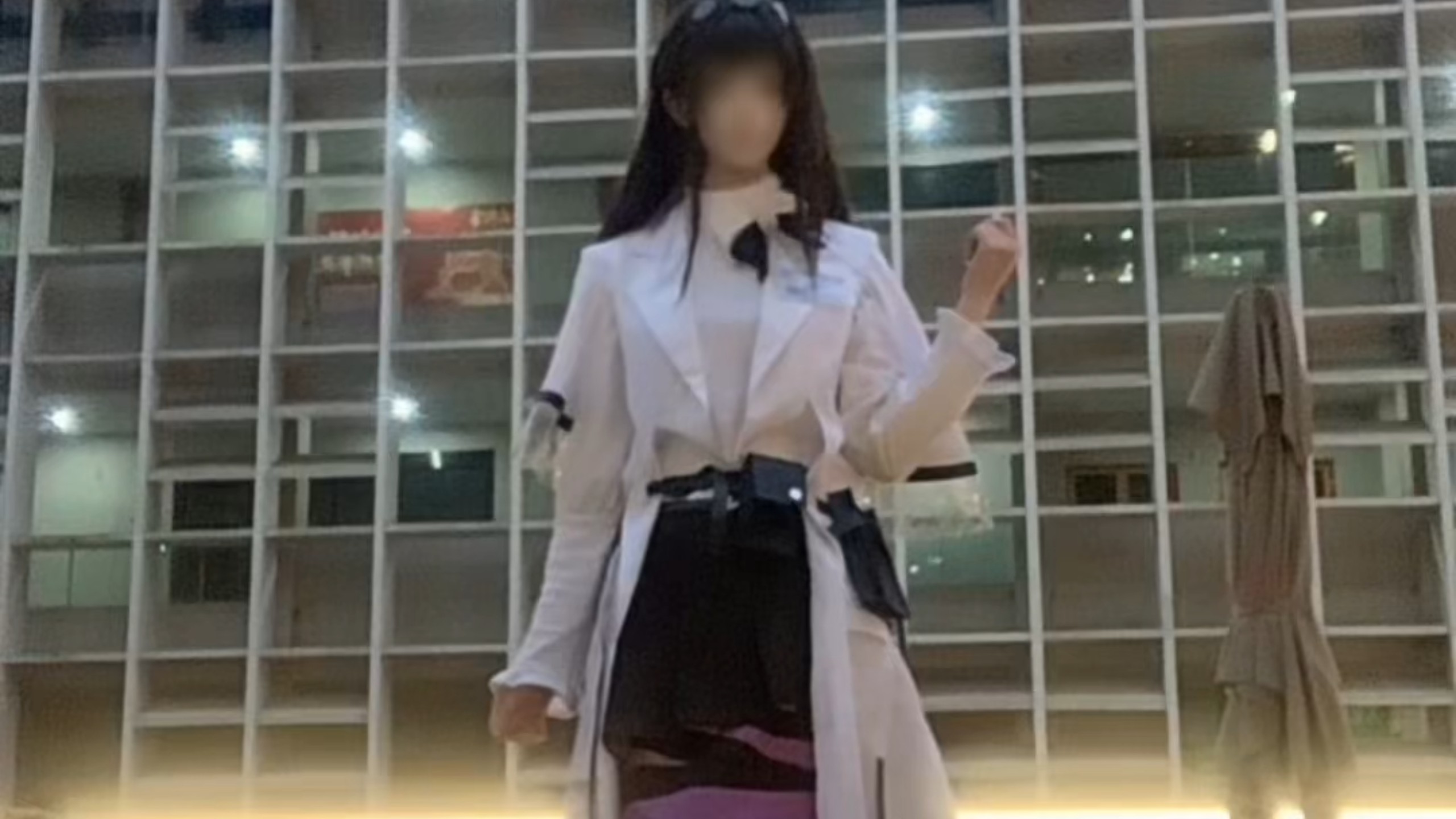 这里只有我一个人