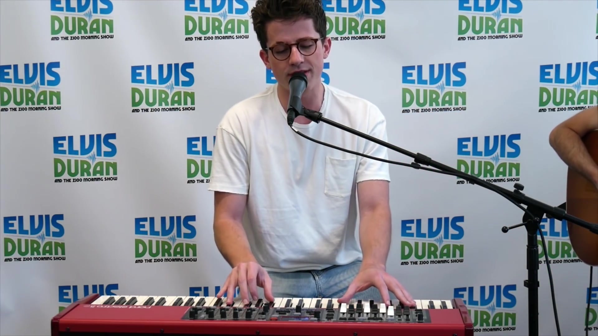 Charlie\\'s,charliekelli 【acoustic版/戴眼镜萌猹】charlie puth - one call away [elvis
