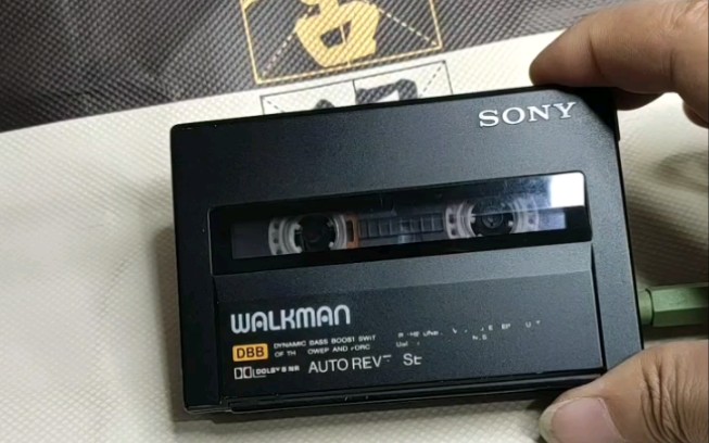 索尼Walkman WM-150怀旧磁带随身听-哔哩哔哩