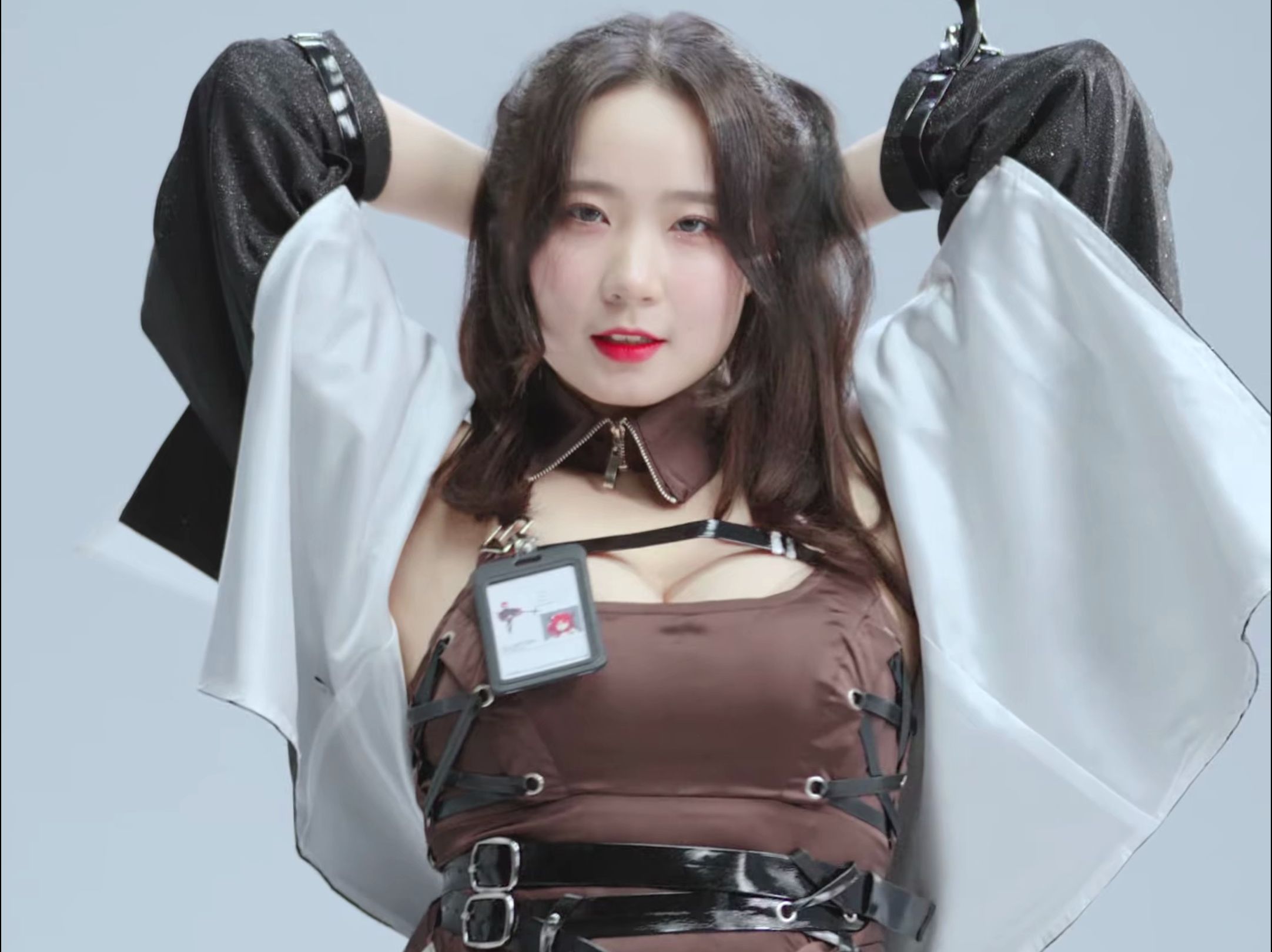 郑仁 phut hon 211014