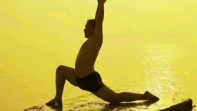 能量提升瑜伽课 d2454814fbba2bb6c4b2f8d4ef81fb37c285c80e.jpg@280w_158h_1c_100q.jpg