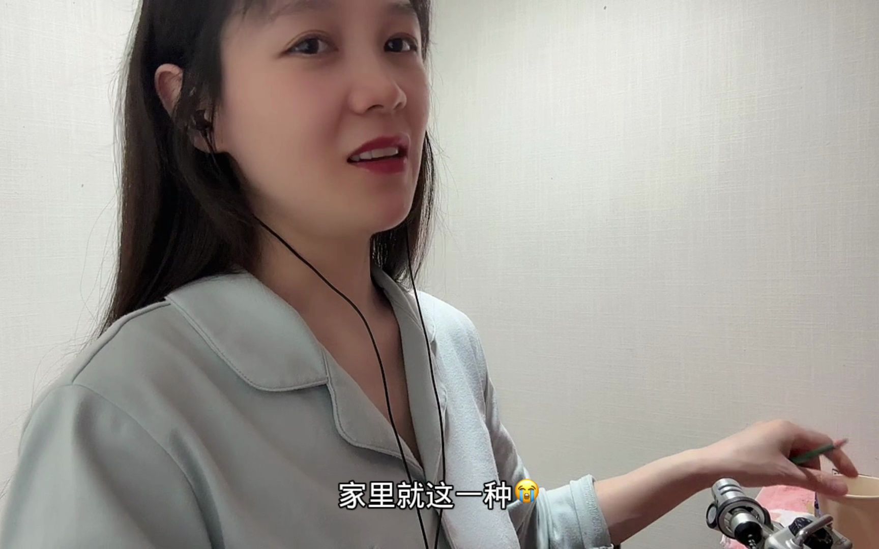 在纸杯上写字-声控助眠一菲-声控助眠一菲-哔哩哔哩视频
