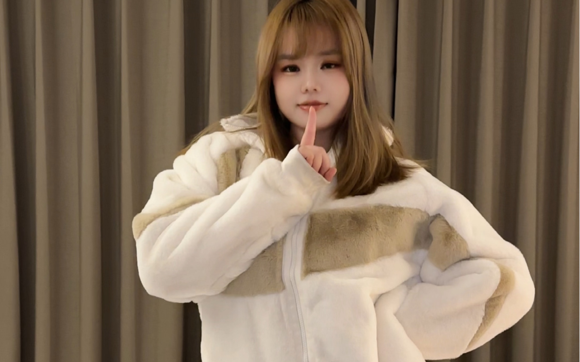 【-Small Jane】The latest video is coming, come and check it out!