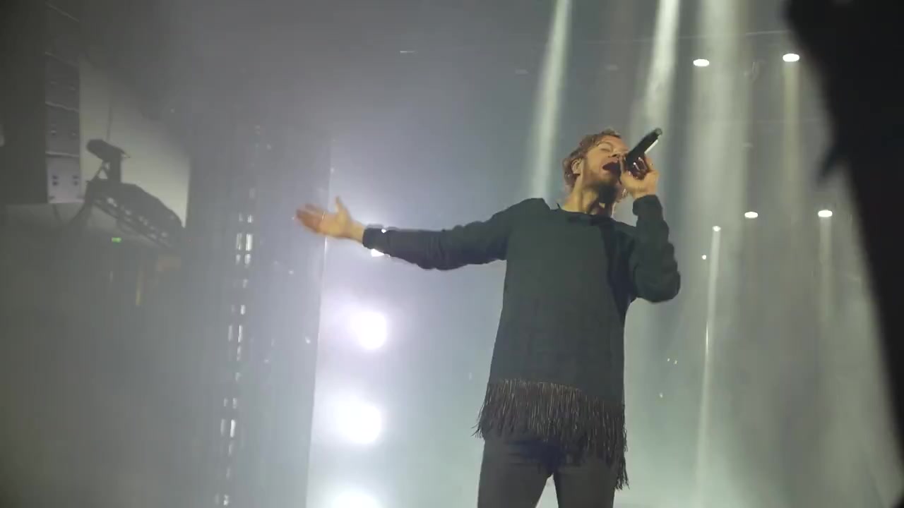 v=b-wyexakahe smoke and mirrors tour 2015 评论官方微信