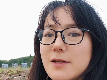 与其担心富养的女儿会被黄毛拐走，不如担心穷养的儿子变成男娘。