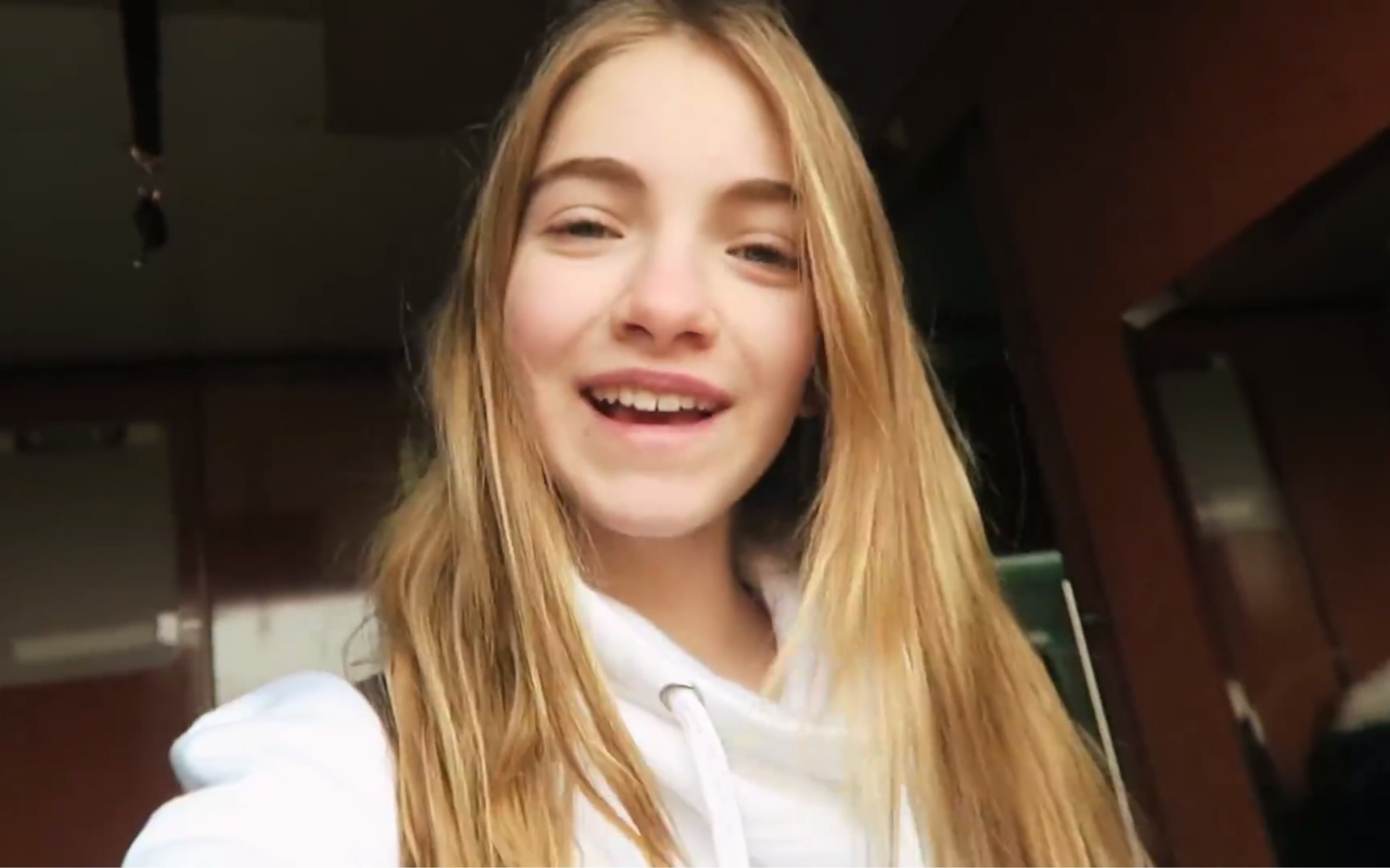 LaurenOrlando,laurendegraaf laurenorlando校车坏了ourtourbusbrokedown