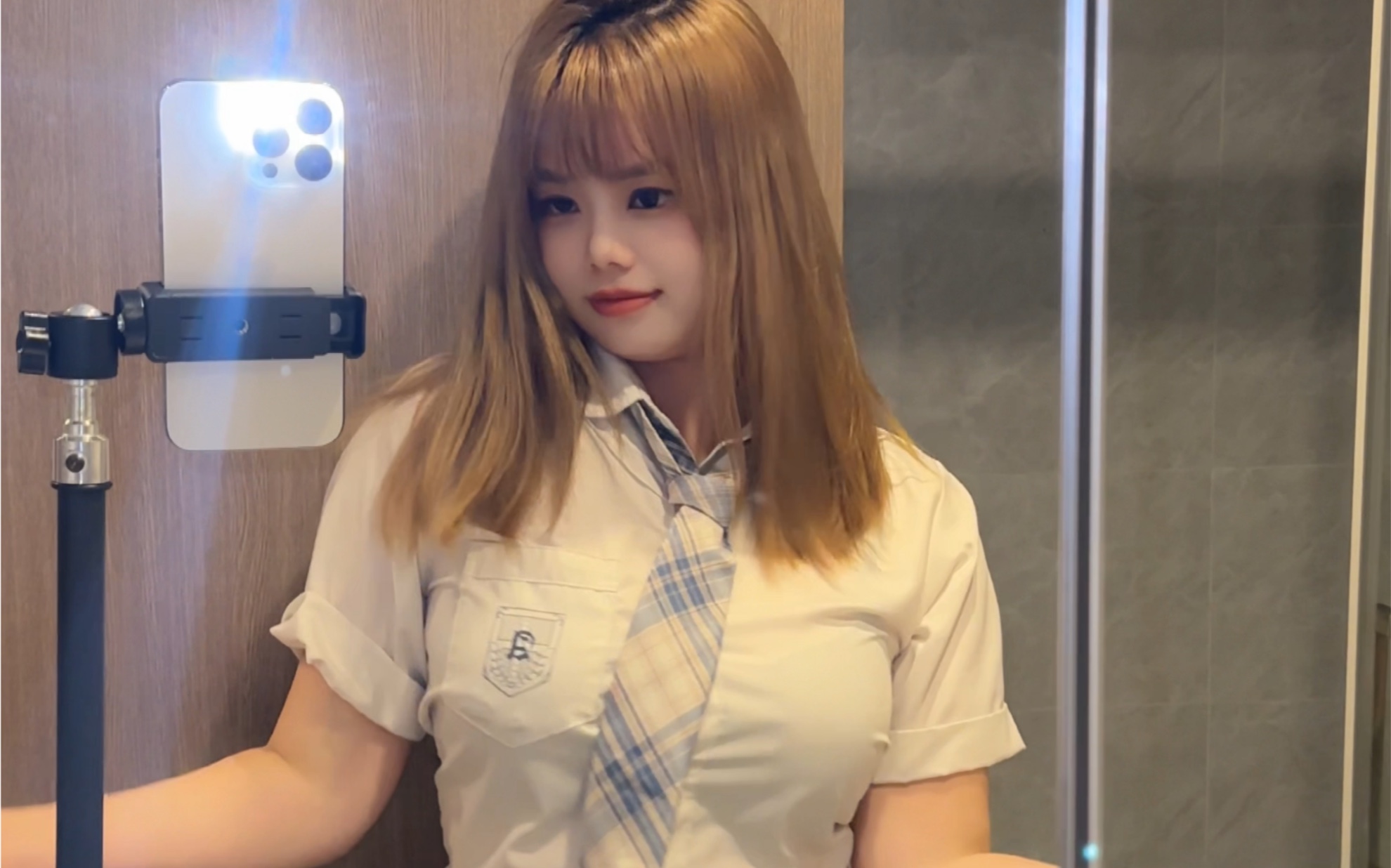 【-Small Jane】The video is loading, quickly check the surprise!