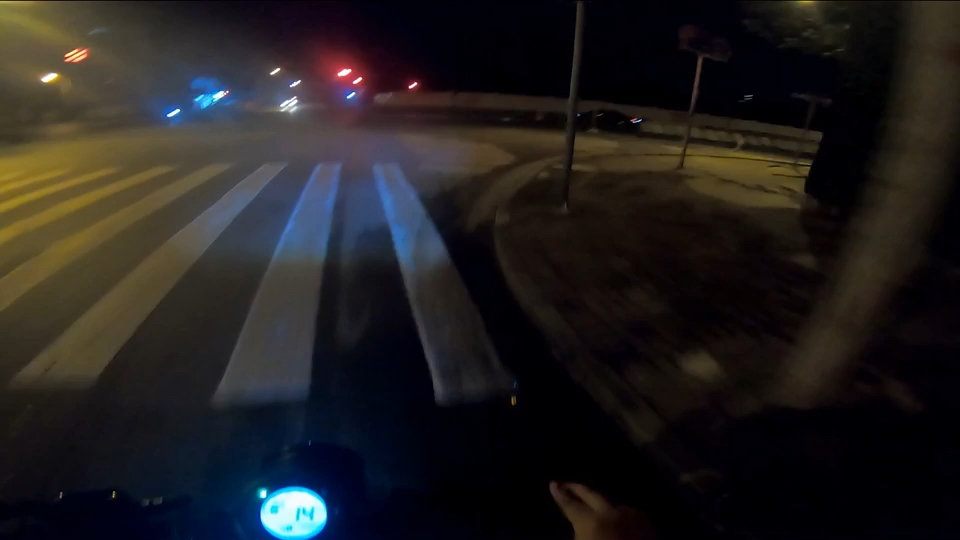 半夜和rc390车友打招呼