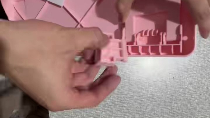 L款坐姿矫正器零部件安装