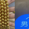 男子到洗浴中心住1晚，115g金项链丢了：技师给我搓澡时拿过手牌