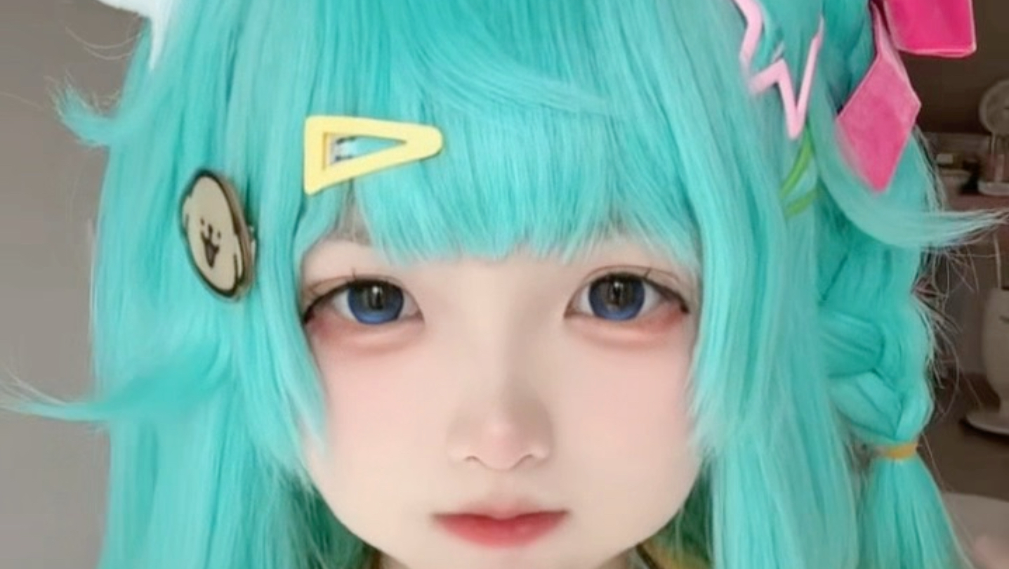 把身体拉的非常矮