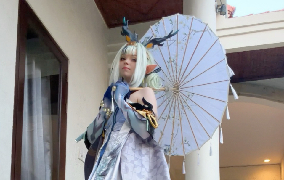 Si the cutest tsundere dragon