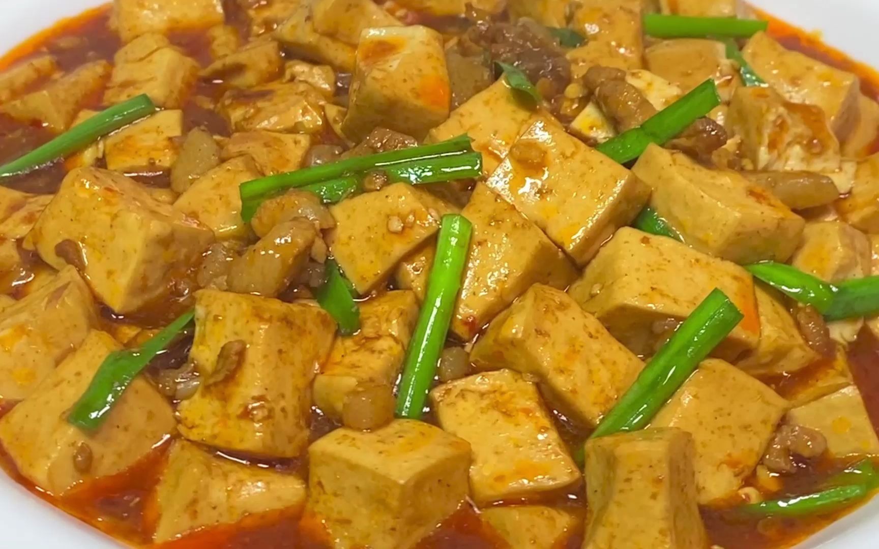 麻婆豆腐原来这么简单，大厨教你几个技巧，鲜嫩入味，太下饭了