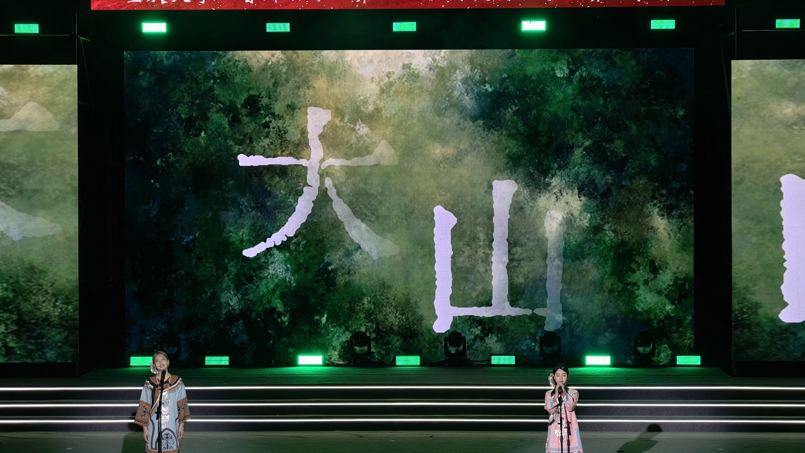 重庆大学歌手大赛最喜欢的一首