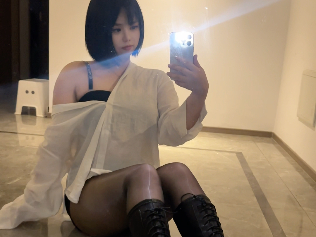 【-Small Jane】The latest video is now online, come and watch!