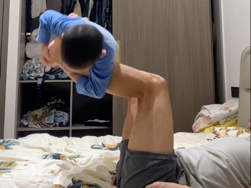 今天二连更，睡前运动