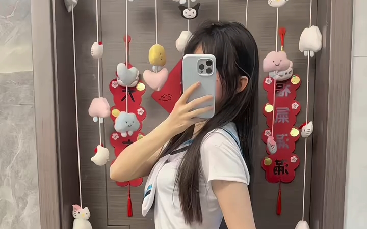 不喜欢可以走 我逼你看了吗？