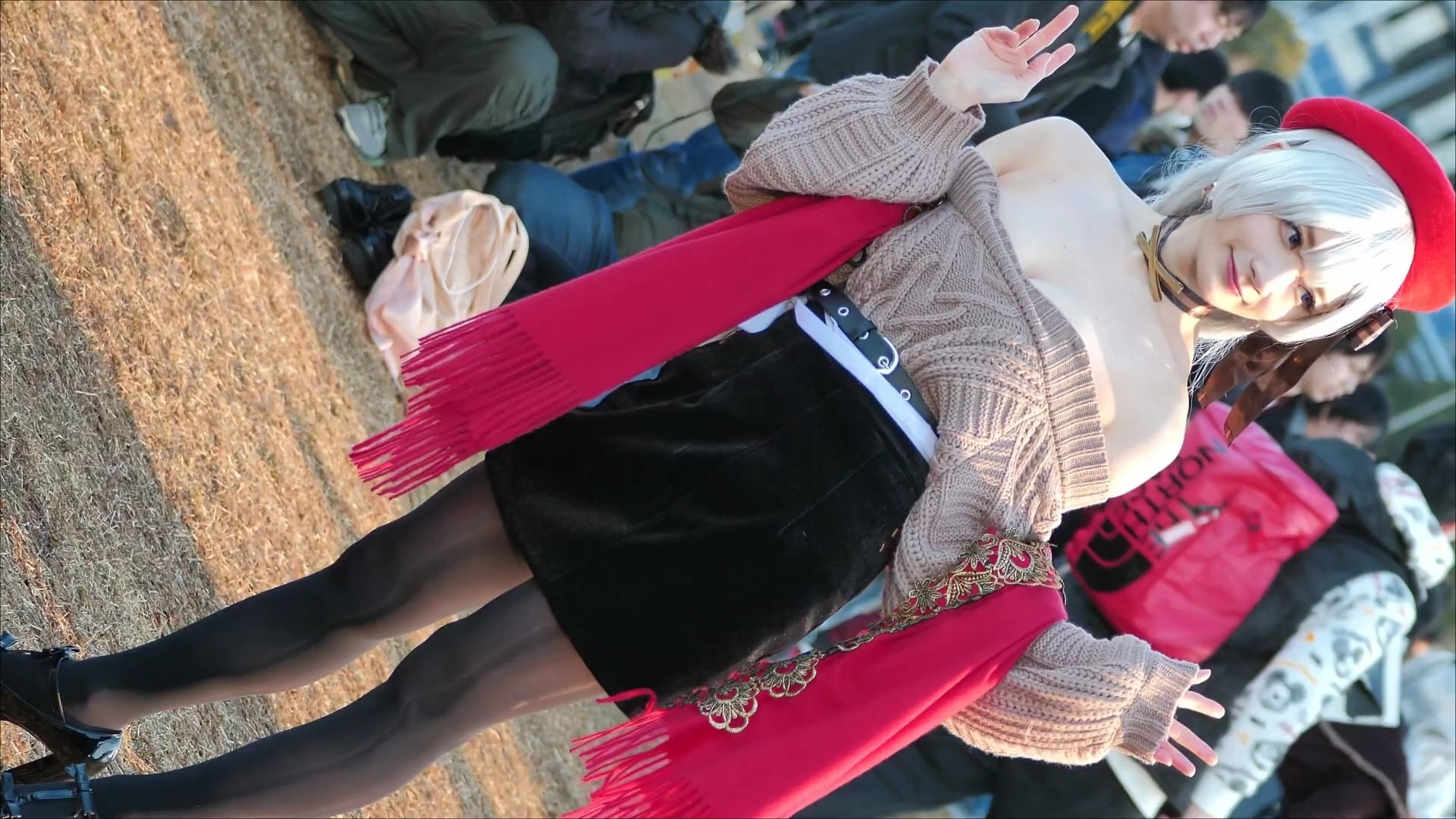 尊みを感じて桜井さん🌸ベルファスト ／『 アズールレーン』