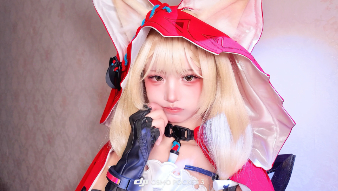 当年扫射萝莉控的时候我躲在洛茜怀里躲过一劫