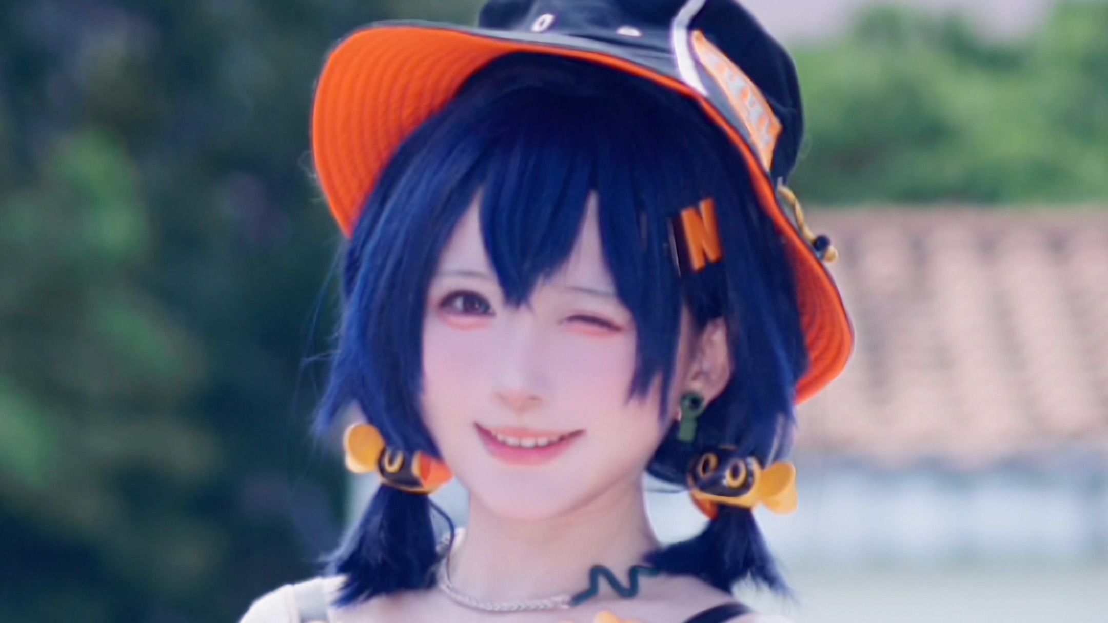 Randomly refresh a crumb sister