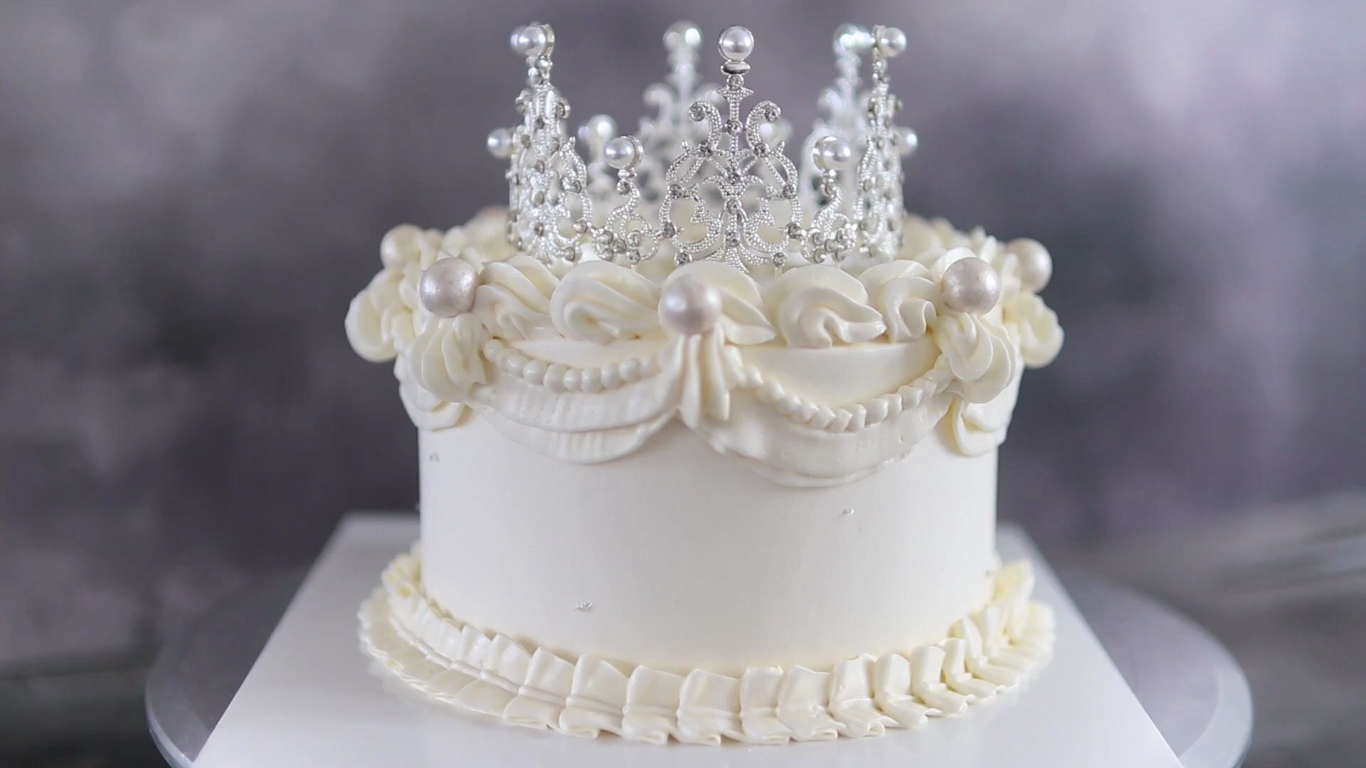 皇冠蛋糕怎么做_皇冠蛋糕的做法_豆果美食