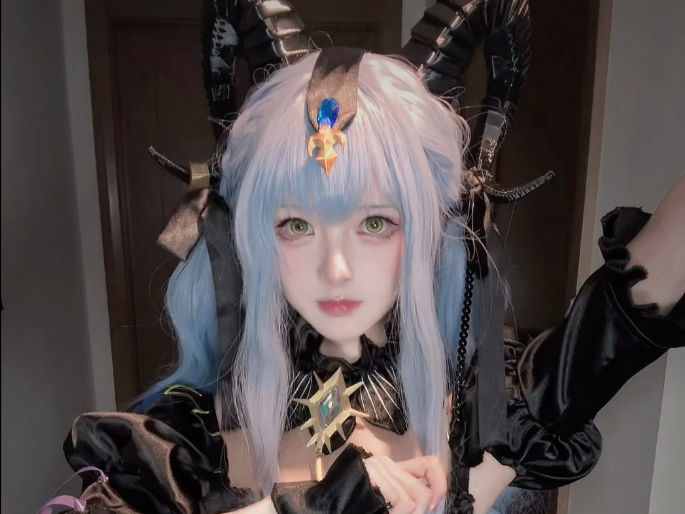 不组乐队就只能坐迈巴赫上学 我的眼里总是透露出同龄人不懂的忧郁