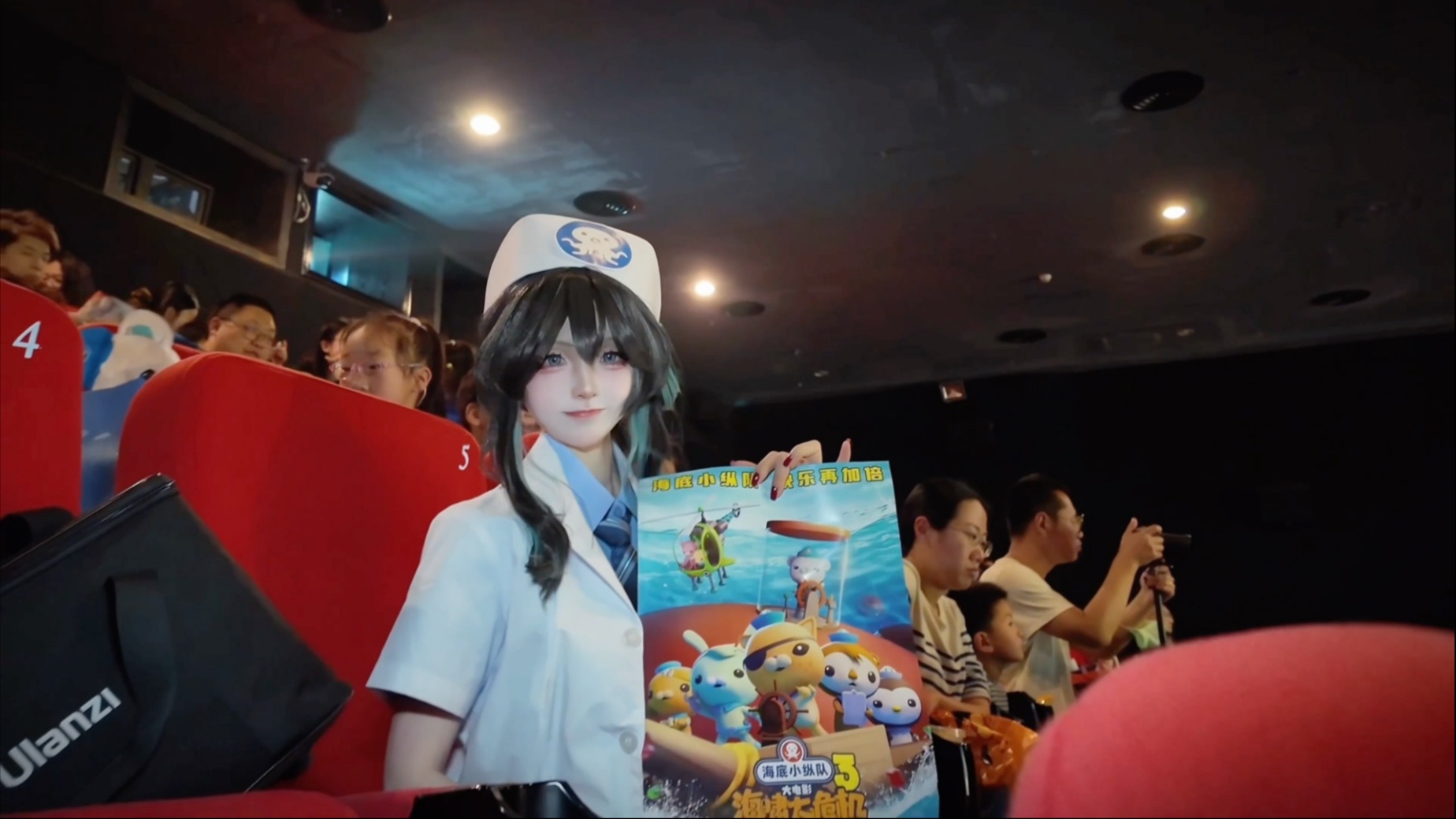 Let's follow Dr. Pi on his island adventure on May 1 #The Great Undersea Tsunami Crisis #The Undersea Movie 3 #Poked Hard by The Undersea Movie 3