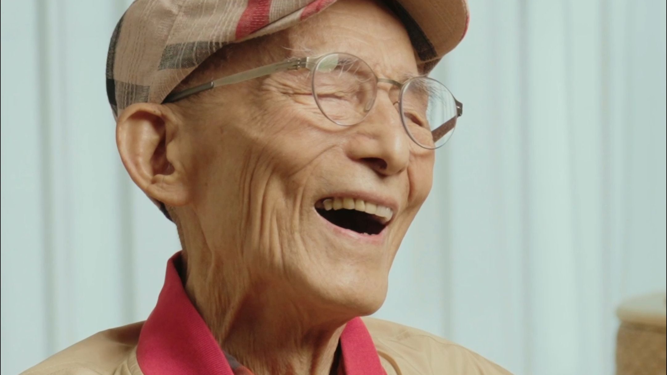 92岁高龄为何还要入党？@济公爷爷·游本昌 说，这一辈子中间曾有过入党的愿望，但是始终藏在心里，觉得不够，还差得很远。入党不是人生终点，而是新的开始。