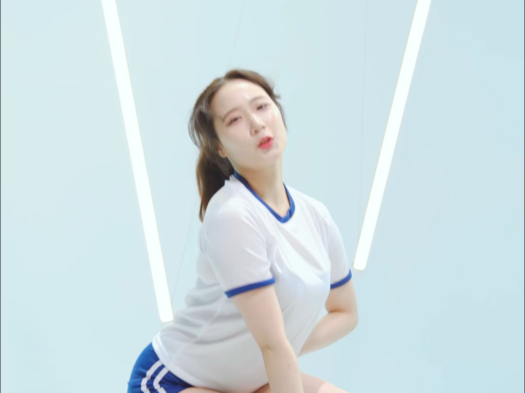 Jung In, Happy